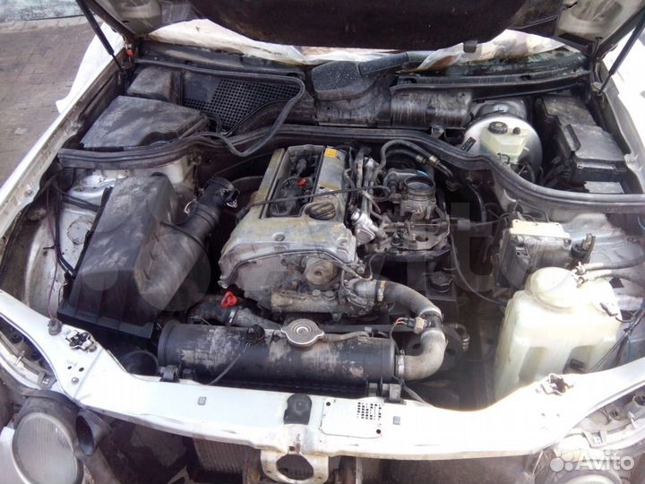 Двигатель мерседес 2,2 дизель 210