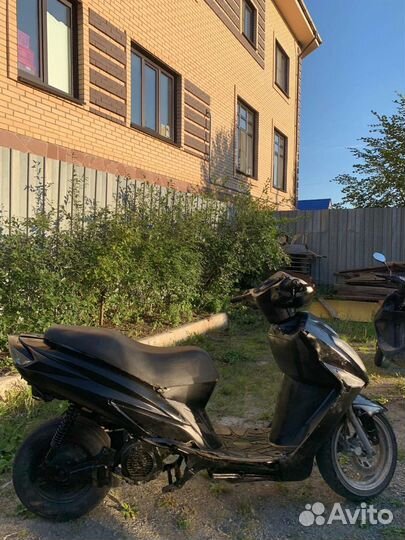 Скутер Рейсер 150куб