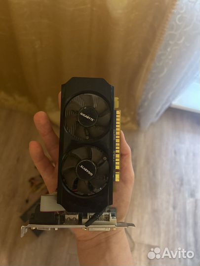 Детали для компьютера рабочие