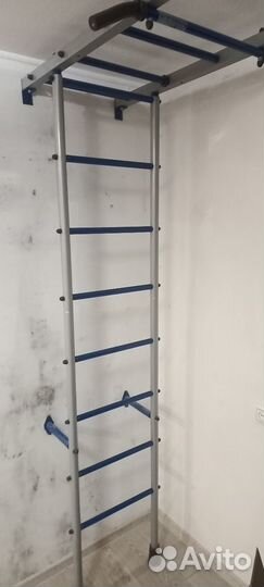 Шведская стенка с турником