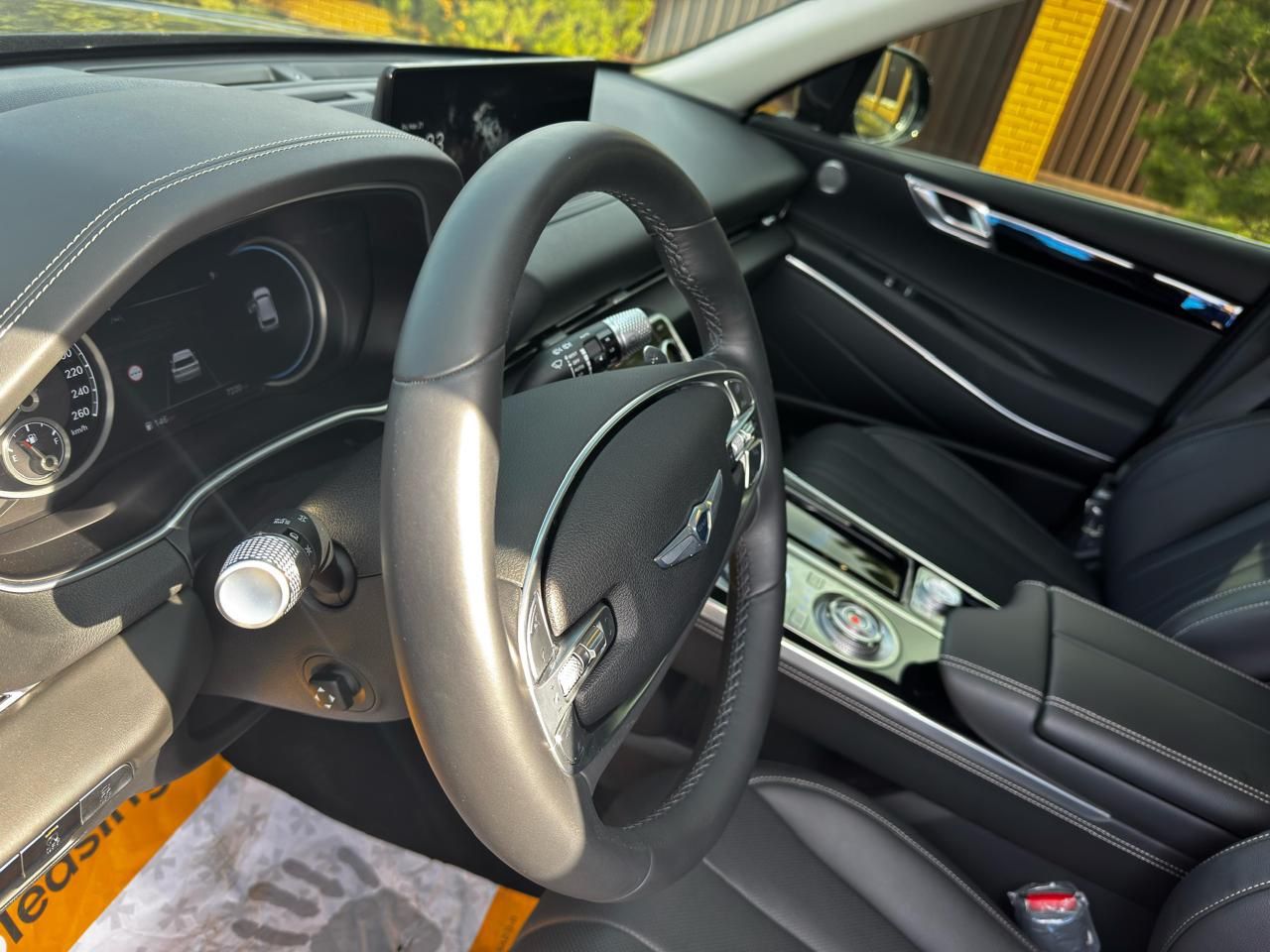 Genesis GV80: фото из отзыва