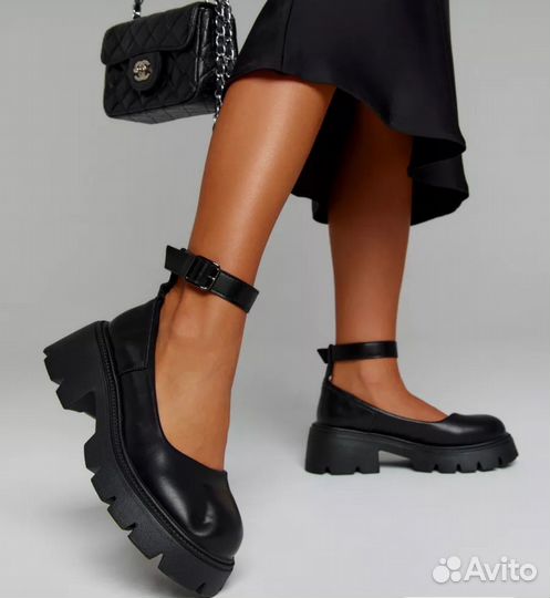 Лоферы на низком каблуке(платформа)