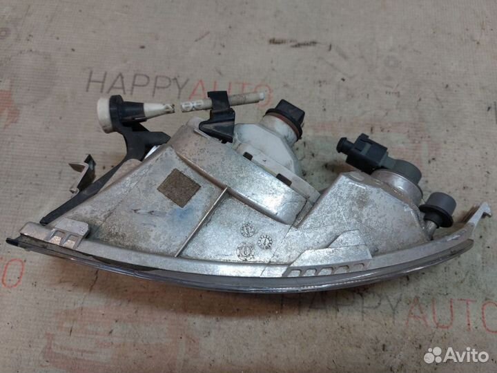 Противотуманная фара левая Skoda Octavia A5