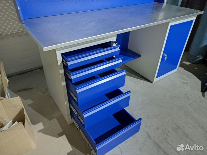 Верстак слесарный