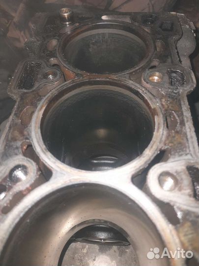 Блок цилиндров двс Opel Astra H Z16XER