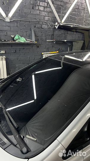 Оклейка стекл тонировочной пленкой