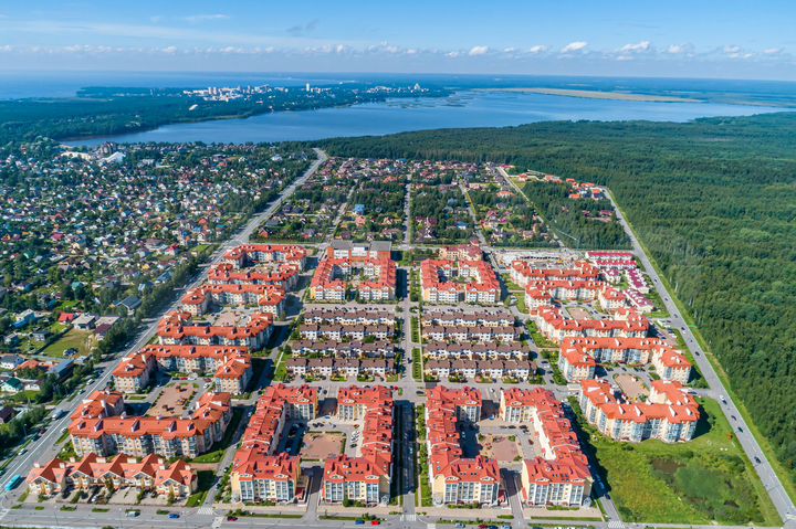 2-к. квартира, 69,6 м², 2/4 эт.