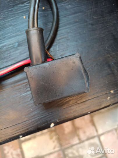 Клемы аккумулятора