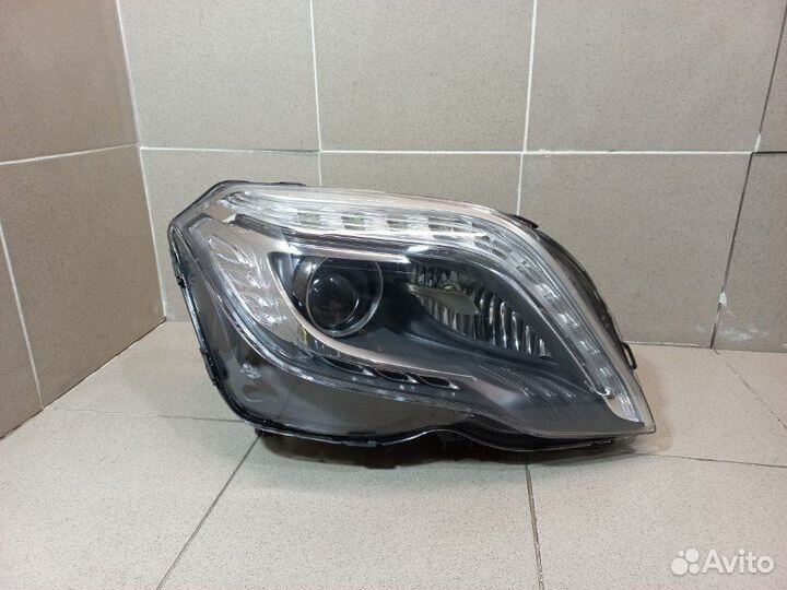 Фара правая Mercedes-Benz Glk-Class X204