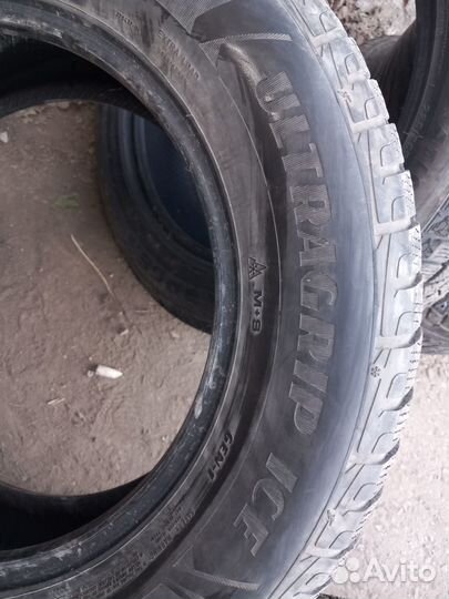 Goodyear UltraGrip Ice 235/65 R17