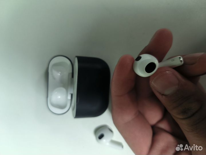 Беспроводные наушники apple airpods 3