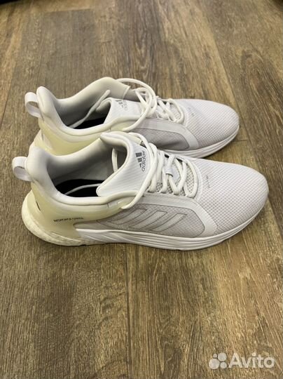 Кроссовки adidas