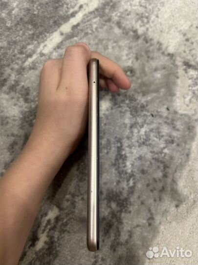 Xiaomi Mi A2, 4/64 ГБ