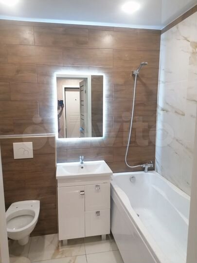 2-к. квартира, 60 м², 4/9 эт.