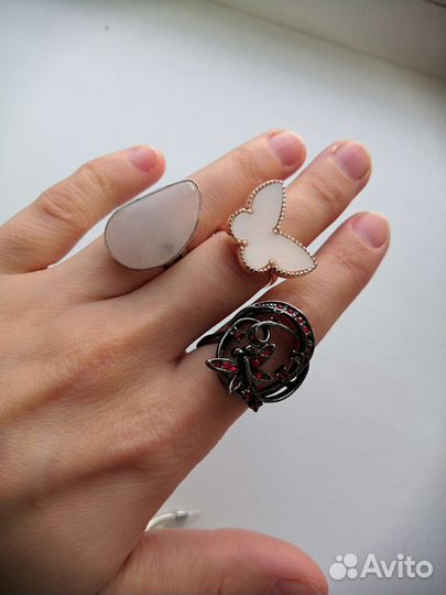 Серьги, колье