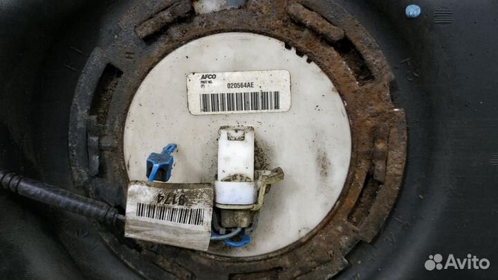 Б/У Б/У датчик уровня топлива Находится в баке