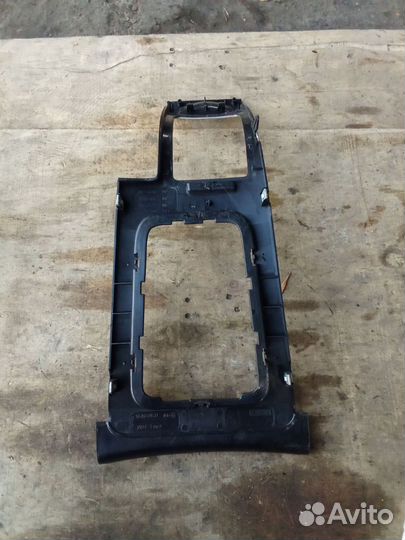 Накладка кулисы АКПП Реugеot 407