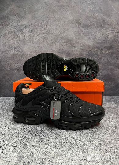 Кроссовки nike air max tn plus черные