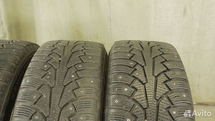 Nokian Tyres Hakkapeliitta 5 215/60 R17 100T