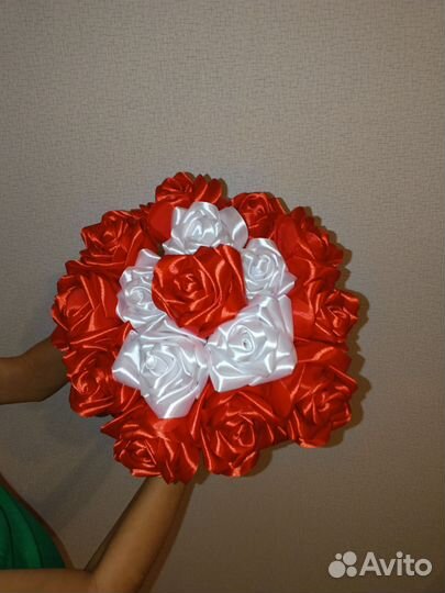 Букет из атласных лент