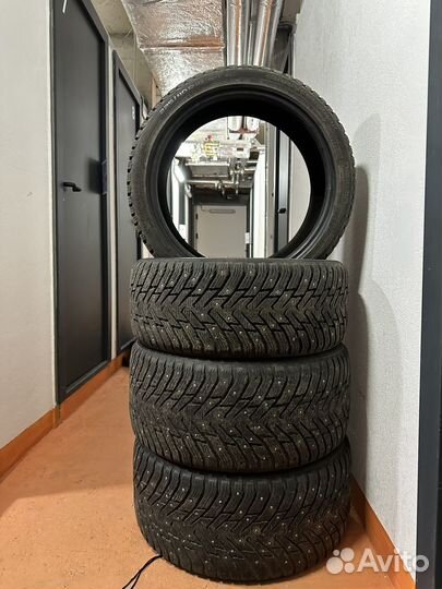 Nokian Tyres Hakkapeliitta 8 225/40 R18 и 255/40 R18