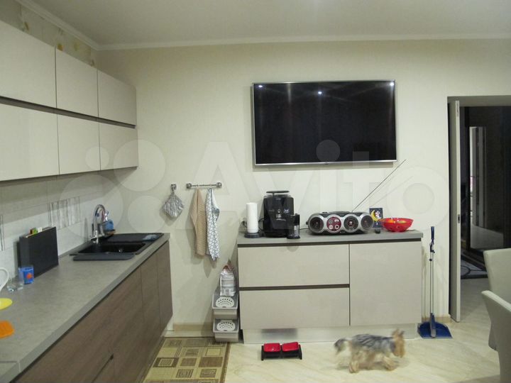 2-к. квартира, 104 м², 5/5 эт.