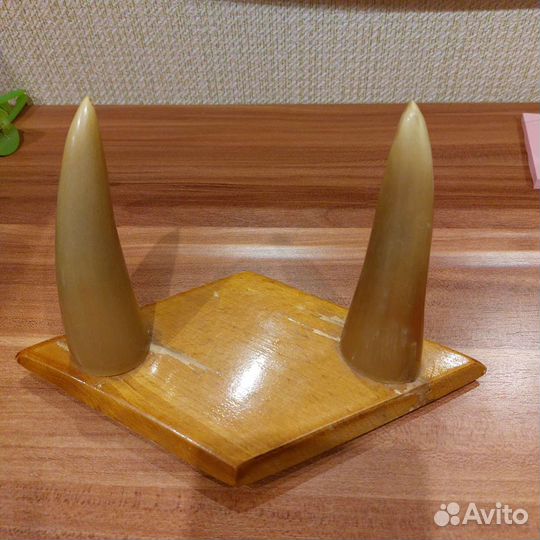 Вешалка из рогов