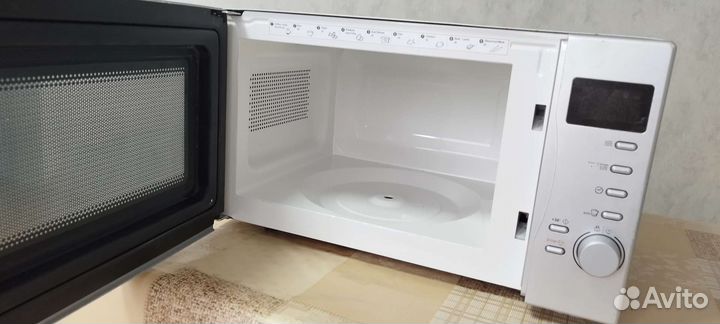 Микроволновая печь Candy