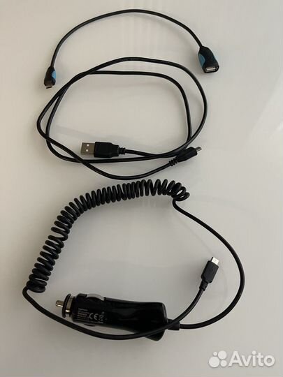 Автомобильная зарядка для телефона