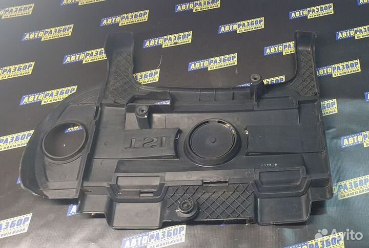 Накладка декоративная Volkswagen Golf GTI