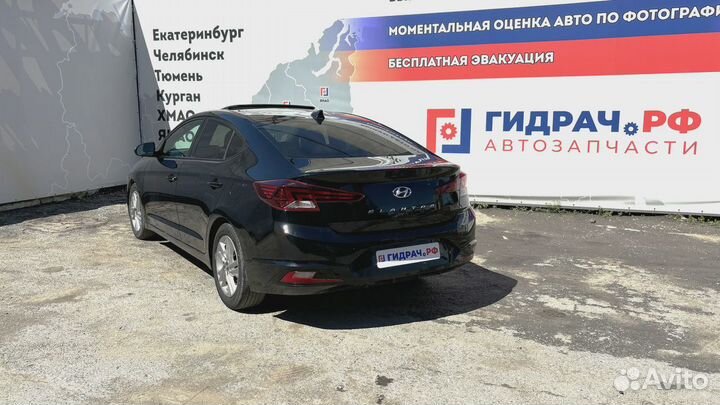 Ступица задняя левая Hyundai Elantra (AD) 52730-F2