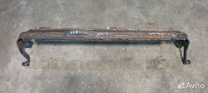 Опора радиатора Форд Фокус 2