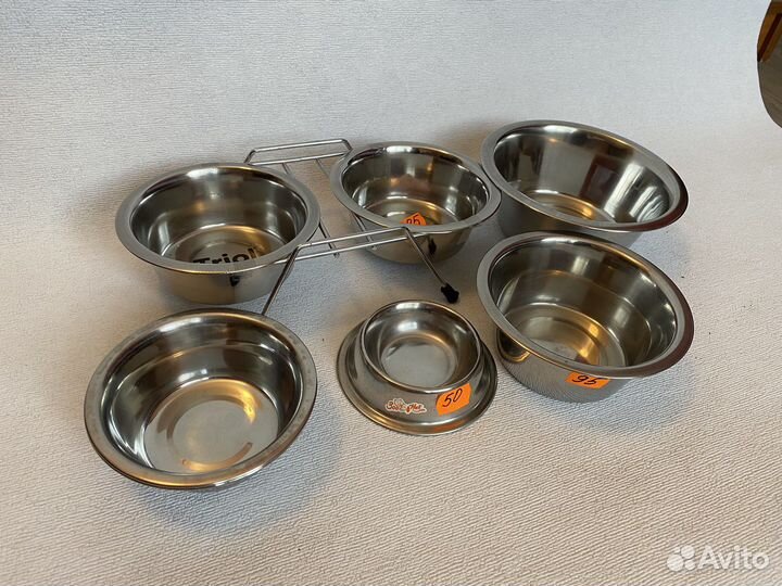 Миски на подставке для животных