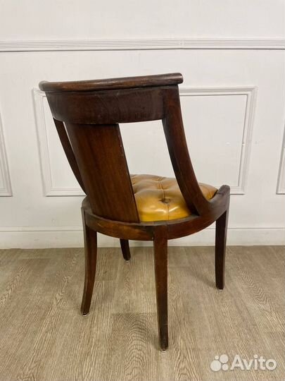 Антикварные стулья