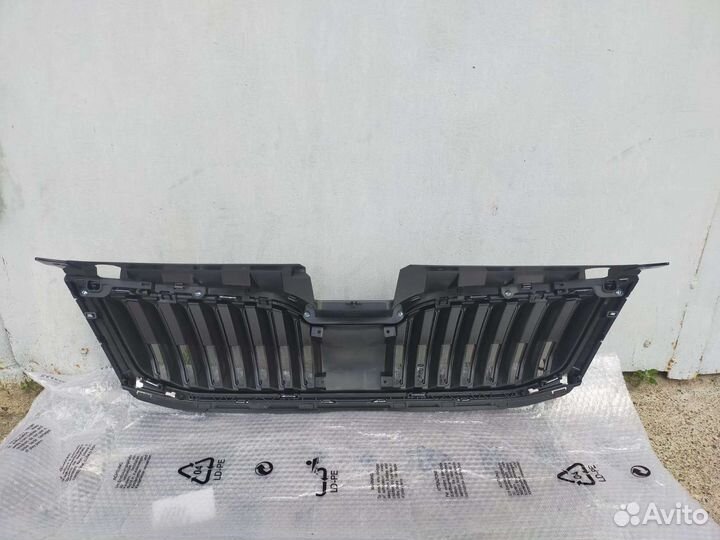 Решетка Skoda Oktavia A7 (17-20г)