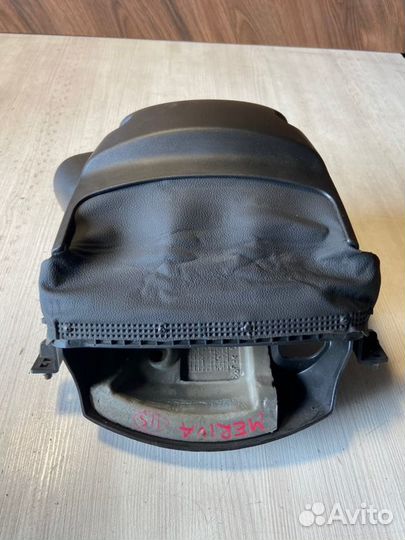 Кожух рулевой колонки Opel Meriva B A14XER 2012