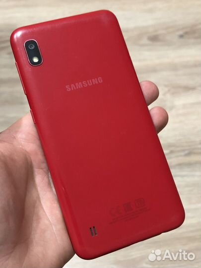 Samsung Galaxy A10, 2/32 ГБ