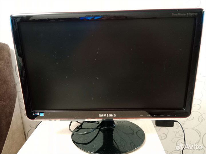 Монитор Samsung