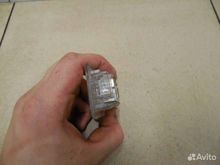 Плафон салонный 1-серия E87/E81 2004