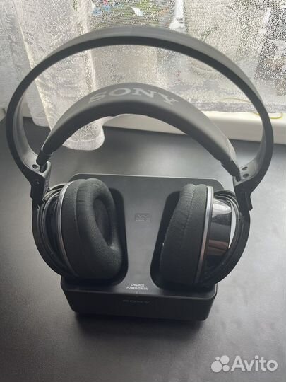 Беспроводные наушники sony