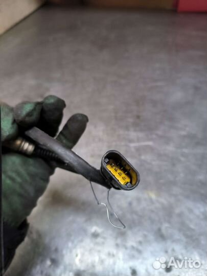 Renault Trafic 2 2,0 бензин f4r лямбда-зонд