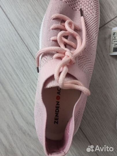 Полуботинки женские Zenden Active. Новые