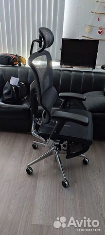 Эргономичное кресло Expert Sail с подножкой