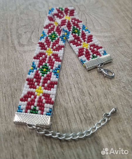 Серёжки, кулон, браслет чувашские из бисера