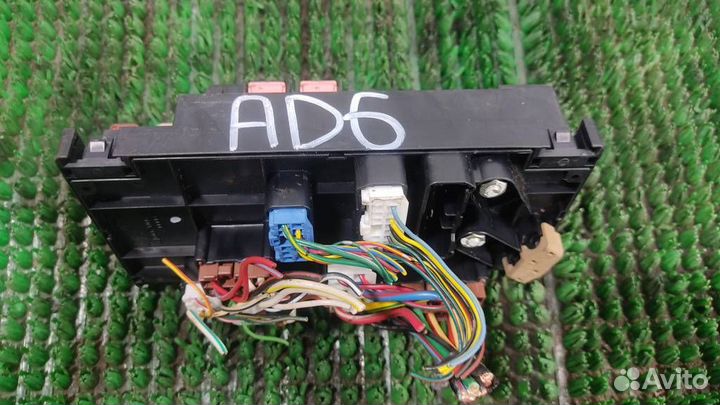 Блок предохранителей Subaru Tribeca WX 2006