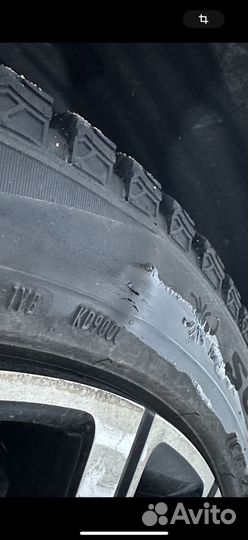 Pirelli Scorpion Ice Zero 2 245/45 R20