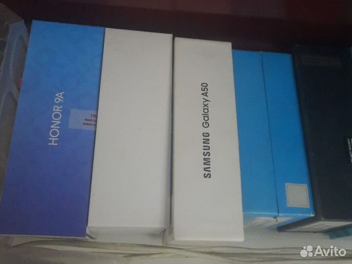 Коробки для телефонов