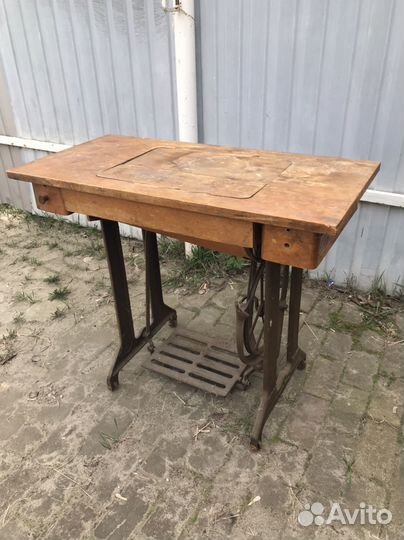 Швейная машина ножная пмз им. Калинина