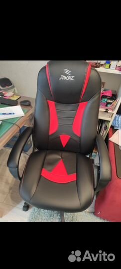 Компьютерное кресло новое