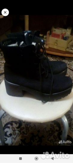 Ботинки женские